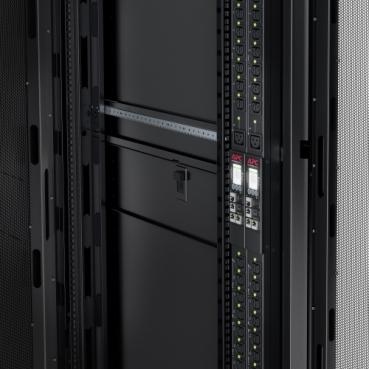 APC Rack PDU 9000 Switched, ZeroU, 32A, 230V, (21) C13 & (3) C19, IEC309 Cord, ap9953, apdu9953